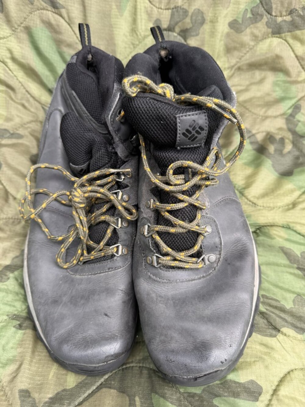 Columbia Newton Ridge Plus II Waterproof Boots Gray - Mens 14